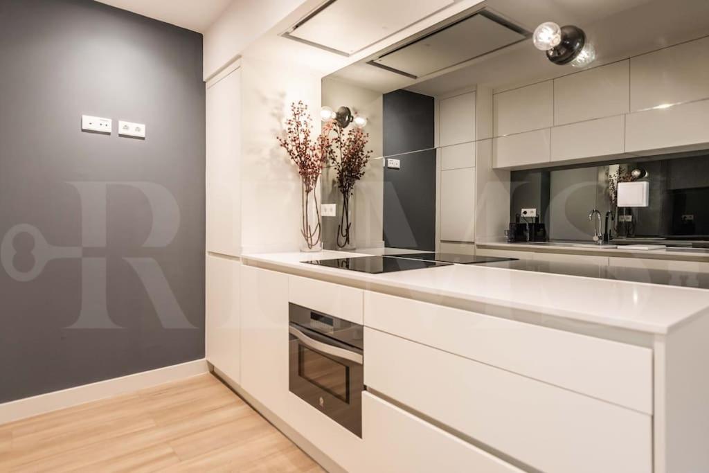 Penthouse Suite With Rooftop In The Heart Of Malaga By Rems Экстерьер фото